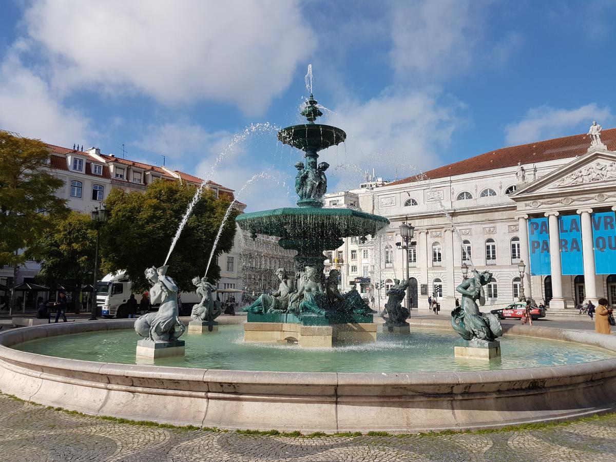 Urban Chic Apartment In The Heart Of Historic Lisbon Lisboa Exterior foto